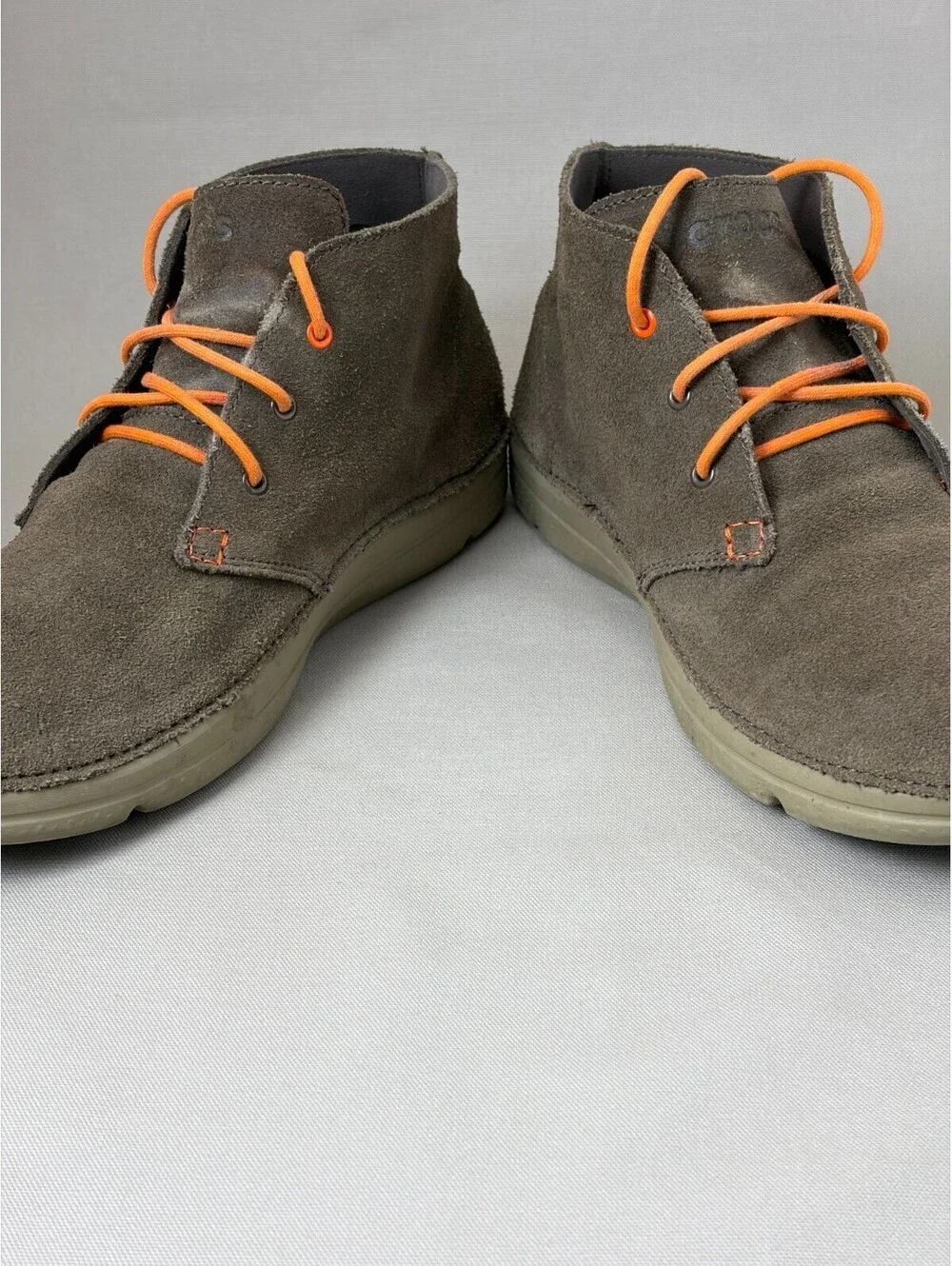 Crocs Mens 12 Suede Chukka Boots Ankle Desert Shoes Brown Orange Lace 14669